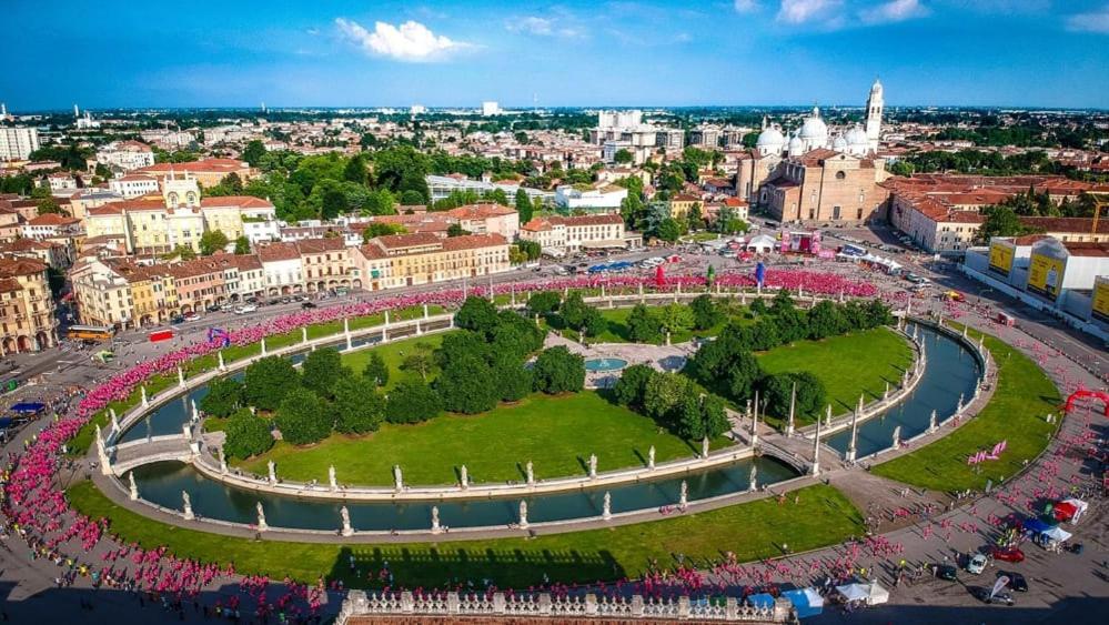 Casa Vicino Prato Della Valle بادوفا المظهر الخارجي الصورة